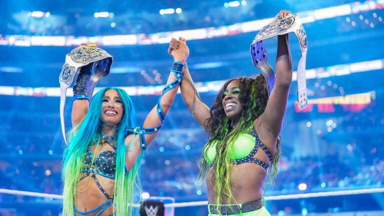 WWE Reportedly Remove Sasha Banks & Naomi From Internal Roster