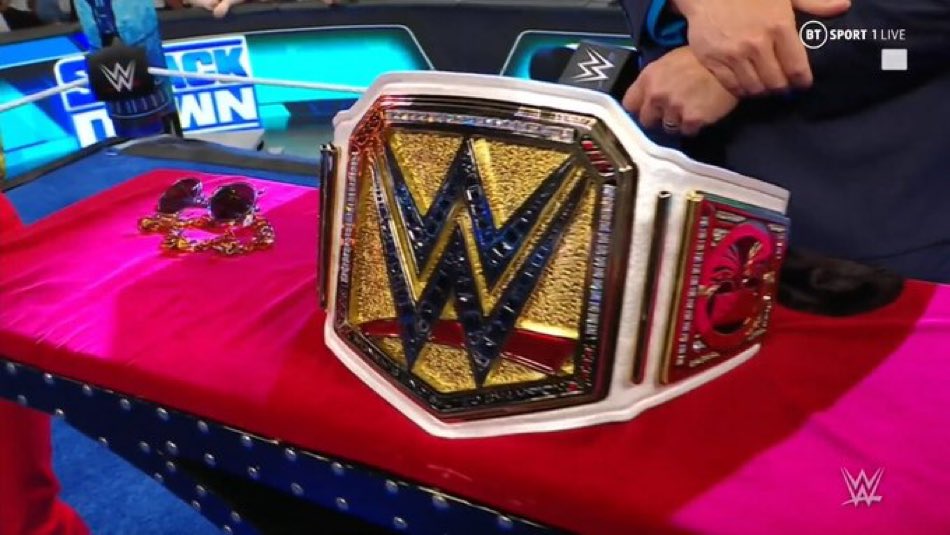 WWE WOMENS CHAMPIONSHIP