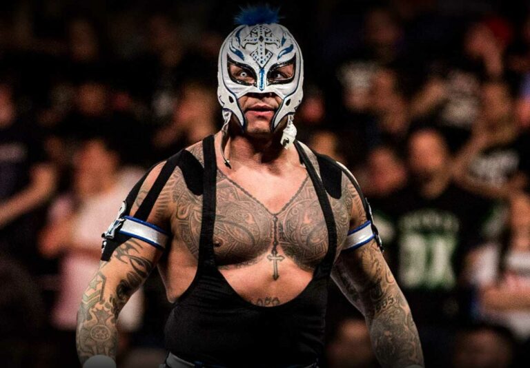 Rey Mysterio Has Reportedly Re-Signed With WWE