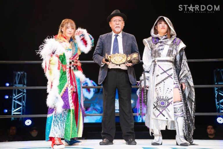 Mayu Iwatani and Syuri