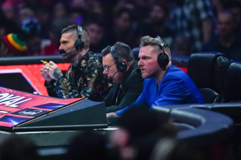 Michael Cole Claims WWE Commentary Is “Looser Under The New Regime”, Praises Corey Graves
