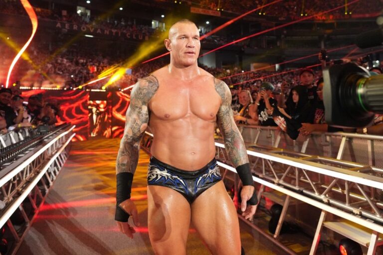 Randy Orton Says Top Neurologists Told Him To Retire From WWE While He Was Out Injured