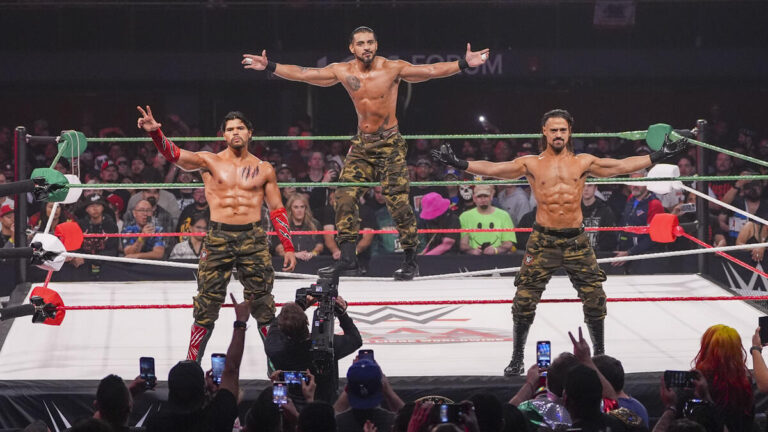 Santos Escobar Reportedly Planned To Win AAA Mega Championship Before Plans Changed