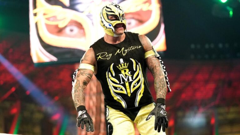Rey Mysterio Reportedly Dealing With A Rib Issue After WWE RAW, Believed He’s In Saudi Arabia