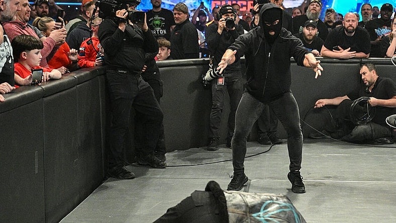 Seth Rollins Reportedly Handpicked Black And Brave’s Don Furio To Be The Masked Man On WWE SmackDown