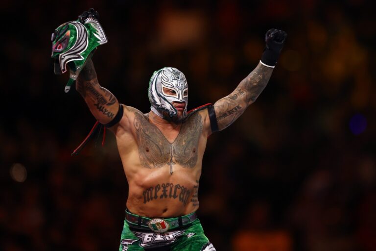 Rey Mysterio Gives Update On WWE Injury Status Following Fractured Ribs