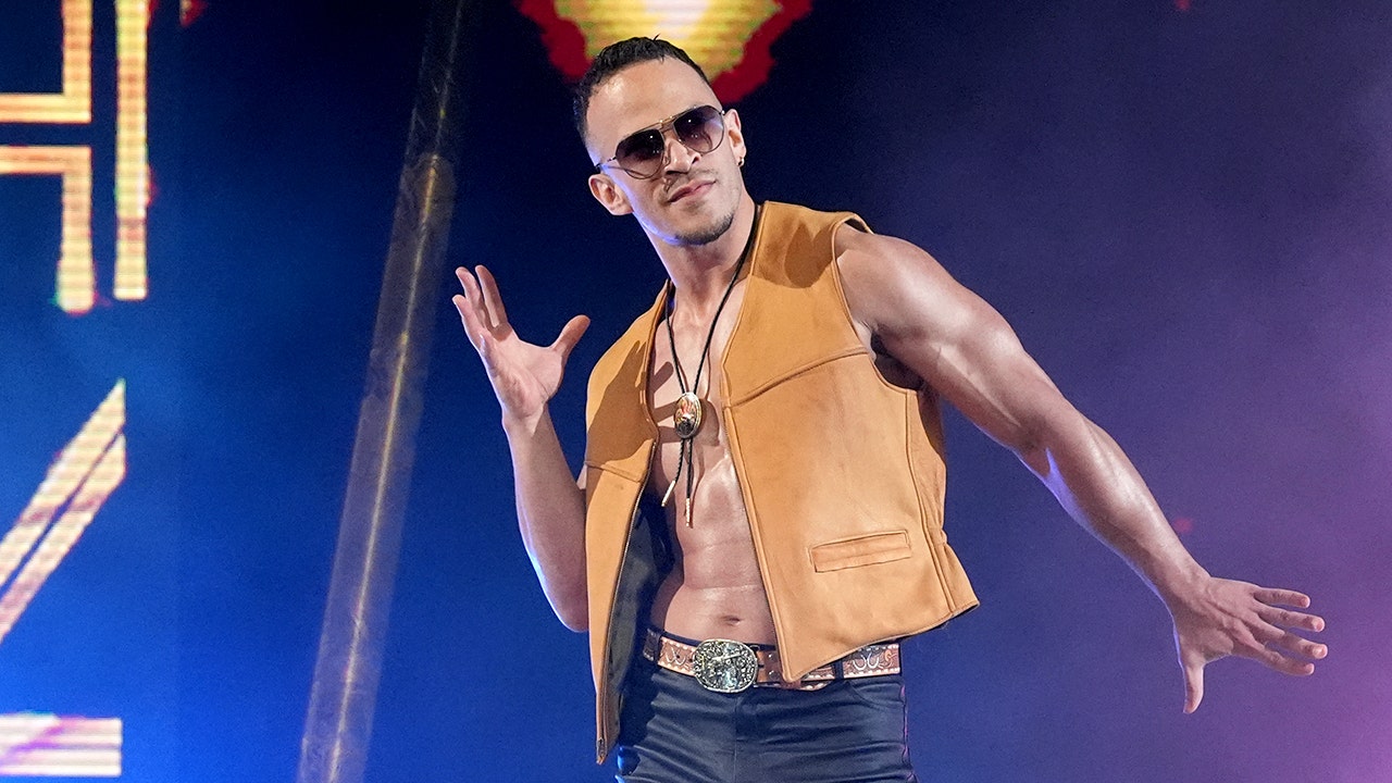 wwe ricky saints 040226 1