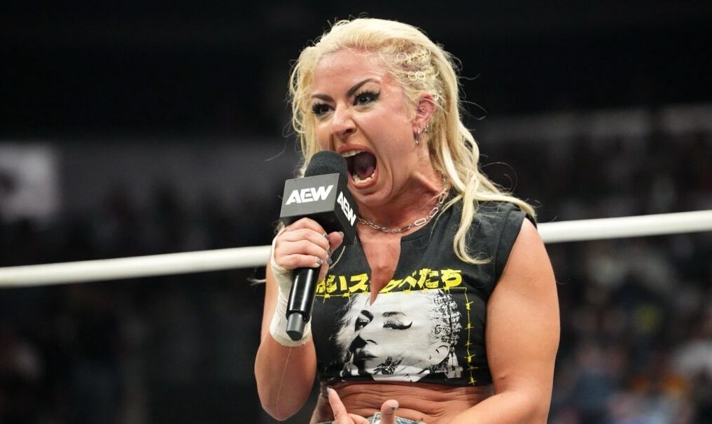Thekla Recalls Being Harsh To A Fan After Being Stopped At The Airport
